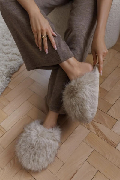 Camel Cosy Faux Fur Lined Slip-on Slippers